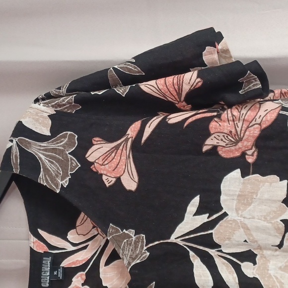 Nicole Miller Originals Linen Blend Short Sleeve V-Neck Floral Shift Dress - Picture 5 of 15